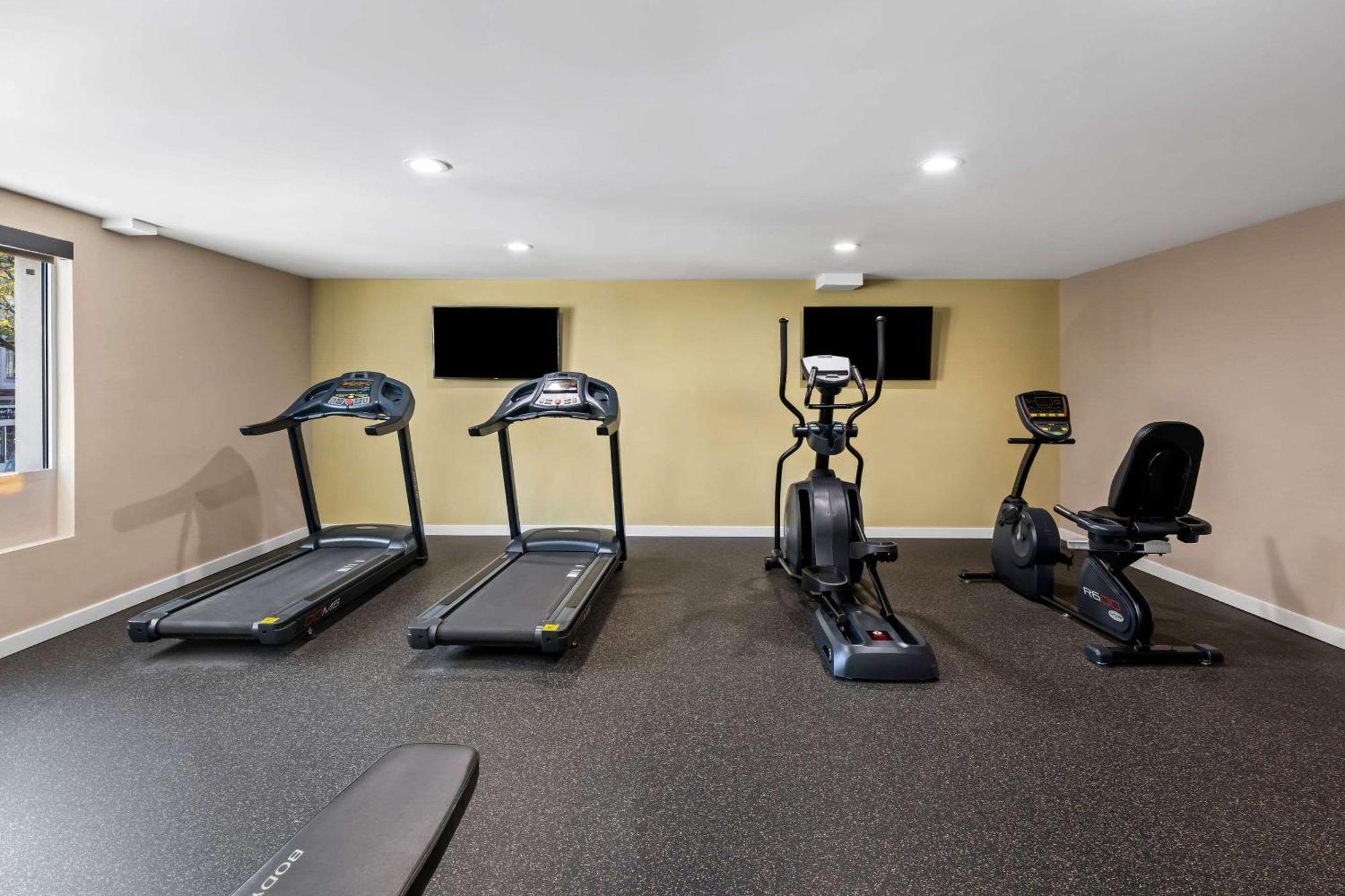 The Penn Stroud, Stroudsburg - Poconos, Ascend Hotel Collection Esterno foto